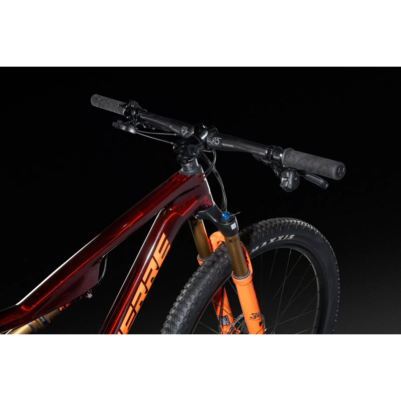 XRM 10.9 - Translucent Carmin - Lapierre MY25 - LRHTA430 - Studio (3).webp