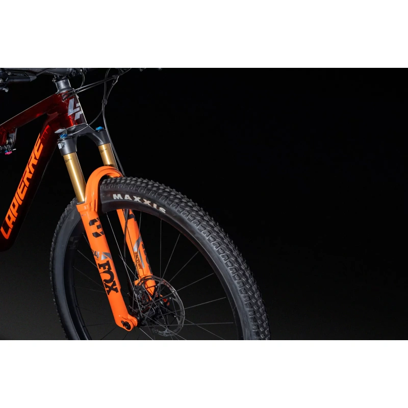 XRM 10.9 - Translucent Carmin - Lapierre MY25 - LRHTA430 - Studio (6).webp