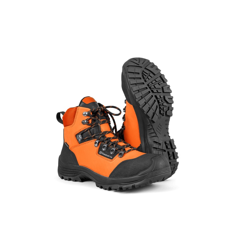 Nahast aedniku saapad Technical, suurus 44