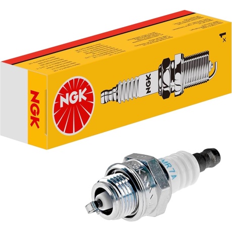 NGK küünal BPMR7A (2T mootoritele)